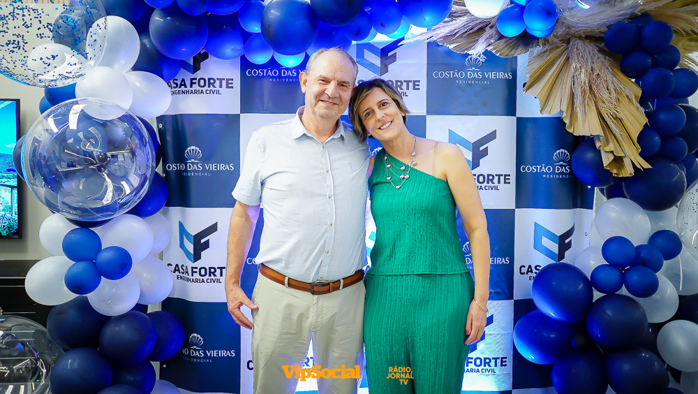  <div class='auto text-center'><a href='https://www.vipsocial.com.br/admin/image/foto/3222/377360lg.jpg' target='_blank' class='btn salvar'> <i class='fa fa-download'></i> Salvar</a> <a href='https://www.facebook.com/sharer.php?u=https://www.vipsocial.com.br/admin/image/foto/3222/377360lg.jpg' class='btn compart' target='_blank'> <i class='fa fa-facebook'></i> Compartilhar</a></div>