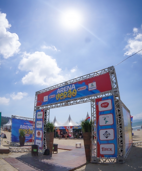 Arenas Verão Komprão Koch/Atacadista em Itapema