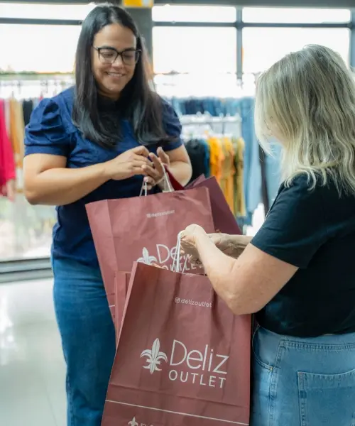Deliz Outlet lança campanha de Dia das Mães