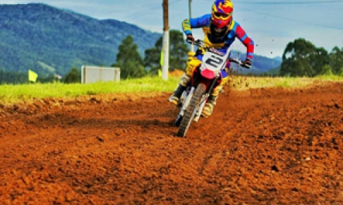 Campeão Brasileiro de Velocross participa de programa ao vivo