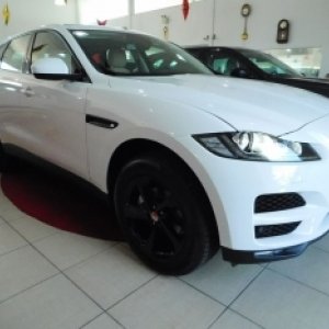 Boca Mafra automóveis é a primeira do Brasil a receber novo Jaguar