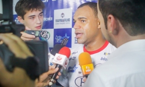 Jogo das estrelas terá Robinho, Sorriso Maroto e outras atrações nesta terça