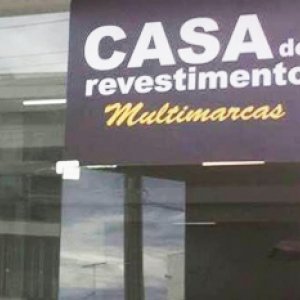 Loja de revestimentos inaugura novo endereço no Centro de Tijucas