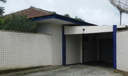 Motel é assaltado por dois criminosos armados com facas