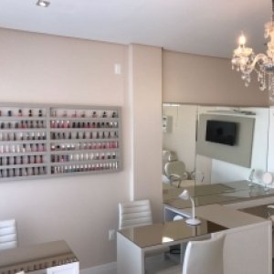 Studio de Beleza inaugura hoje em Tijucas com coquetel