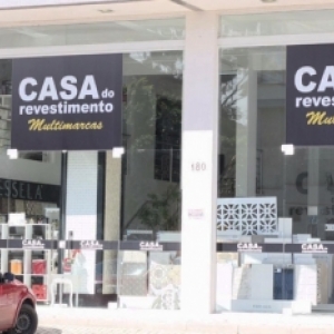 Clientes aproveitam preços baixos para construir ou reformar