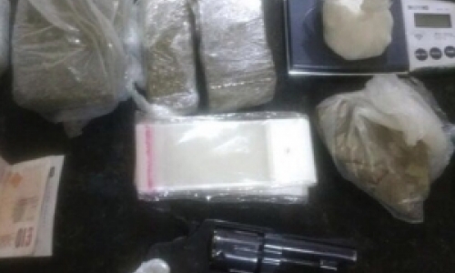 Casal de argentinos é preso por tráfico de drogas