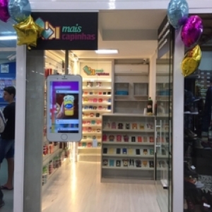 Tijucas ganha loja especializada em capinhas de celular