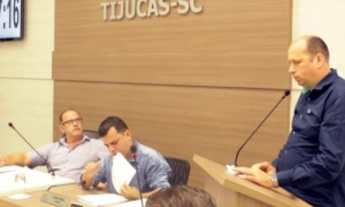 Criação de cargo com salário de quase R$ 5 mil é rejeitado 
