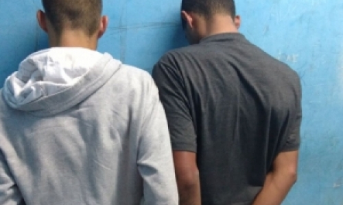 Disfarçados de catadores de reciclado, policiais entram no Casarão e prendem três