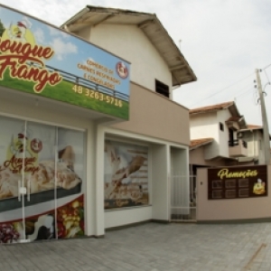 Tijucas ganha açougue especializado em frangos; saiba onde