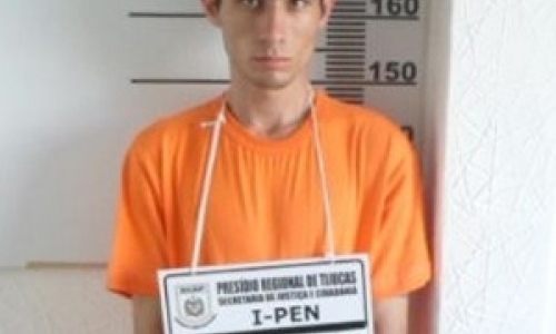 Acusado de atear fogo em viatura da polícia morre atingido por tiro durante confusão