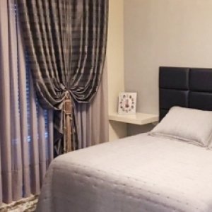 Imóveis são valorizados com cortinas, persianas e estofados; veja as dicas