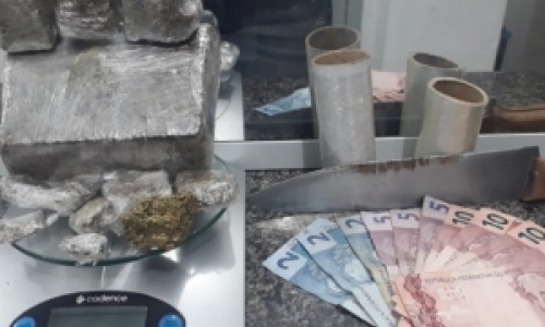 Irmãos são presos ao serem flagrados em comercialização de entorpecentes 