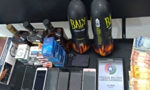 Com produtos roubados, dupla suspeita de cometer furtos e roubos na região é detida