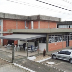 A Lanchonete tem estrutura ampliada para atender mais clientes