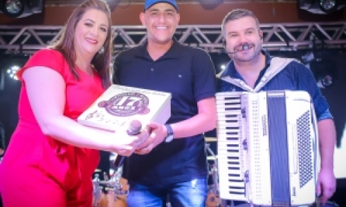Rancho Rural completou 17 anos de tradição com show de JJSV