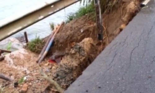 Chuva castiga município e prefeito decreta estado de emergência no bairro 