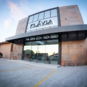 Com estrutura invejável, Tijucas ganha panificadora com conveniência