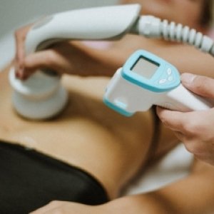 Clínica de estética promove dia da beleza com tratamentos à partir de R$ 39,90
