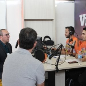 Jornal Vip desta sexta, 21 de junho, ao vivo diretamente da 3ª Fecom em Tijucas