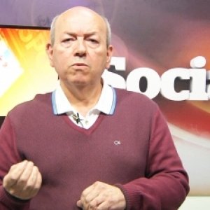 Como são tratados os idosos? Será que eles têm oportunidades na sociedade?