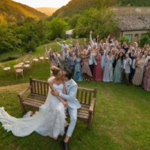 Fotógrafo de Tijucas faz casamento no exterior; veja como foi a celebração