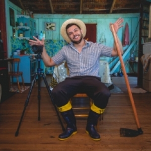 Tijucas receberá pela primeira vez show de comédia com Badin, O Colono