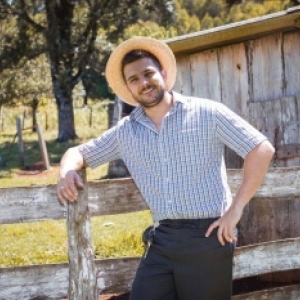 Começa venda de lote promocional de ingressos para stand up do Badin, O Colono