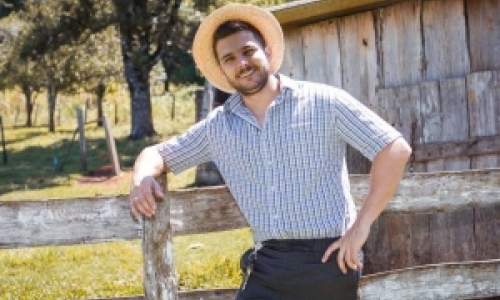 Começa venda de lote promocional de ingressos para stand up do Badin, O Colono