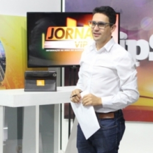 Animal é brutalmente ferido; Jornal Vip desta terça, 13 de agosto