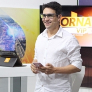 Caminhão pega fogo na BR-101; Jornal Vip desta sexta, 20 de setembro