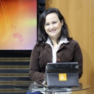 Jornal Vip desta segunda, 7 de outubro, fala de autolesões e suícidio