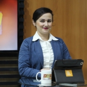 Mulher colide carro contra o muro; Jornal Vip desta terça, 15 de outubro