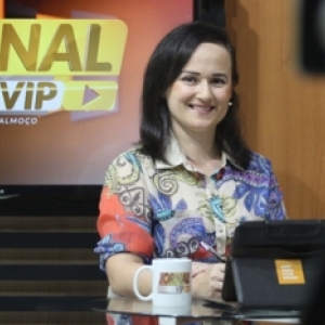 Confusão termina com golpes de facão; Confira o Jornal Vip desta terça, 22 de outubro