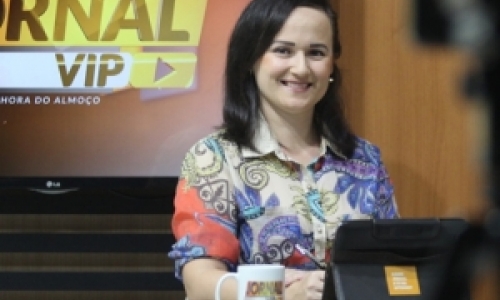 Confusão termina com golpes de facão; Confira o Jornal Vip desta terça, 22 de outubro