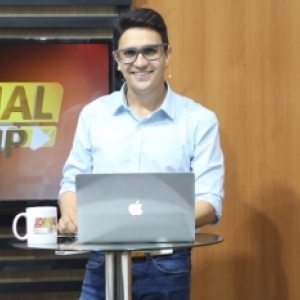 Pedestre é atropelado na SC-410; Jornal Vip desta segunda, 11 de novembro