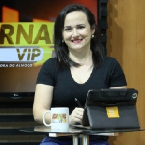 Carros colidem em cruzamento da cidade; Jornal Vip desta sexta, 29 de novembro