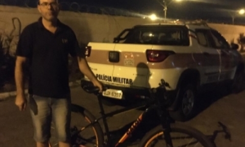 Bicicleta furtada, usada por trabalhador como meio de transporte, é recuperada  