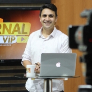 Homem é encontrado morto em embarcação; Jornal Vip desta segunda, 9 de dezembro