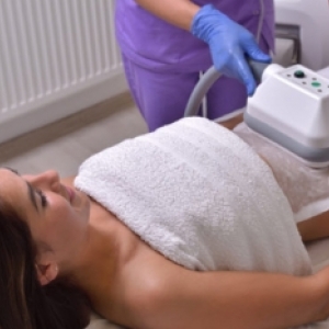 Clínica de Estética de Tijucas realiza promoções especial para o verão