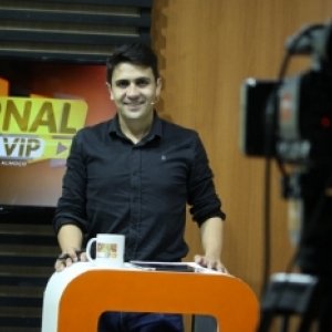Termine a semana bem informado com o Jornal Vip desta sexta, 10/01
