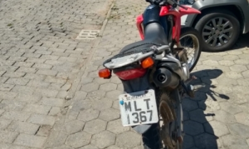 Homem é preso por receptação ao comprar moto roubada