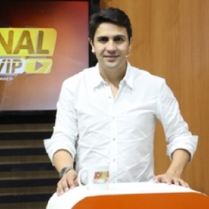 Estudantes fazem protesto em frente à escola; Jornal Vip desta quinta, 27 de fevereiro