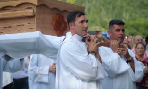 Missa de abertura do processo de beatificação do padre Léo; assista