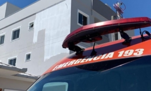 Trabalhador cai de aproximadamente 6 metros de altura e fica ferido
