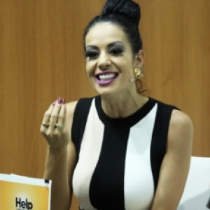 Programa Help traz conversa informativa com moradora da China