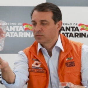 Obras de infraestrutura e alguns comércios estão previstos para retornarem ao normal