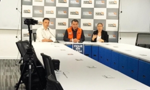 Casos confirmados crescem 12% em Santa Catarina e casos suspeitos diminuem