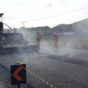 Alguns serviços voltam a funcionar em todo o estado, saiba quais